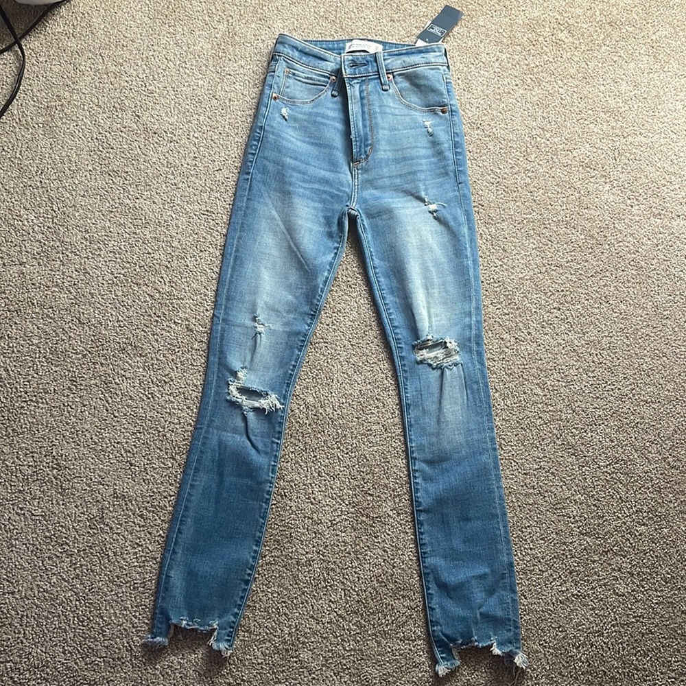 Abercrombie & Fitch blue, skinny, high rise women’s jeans. Size 24